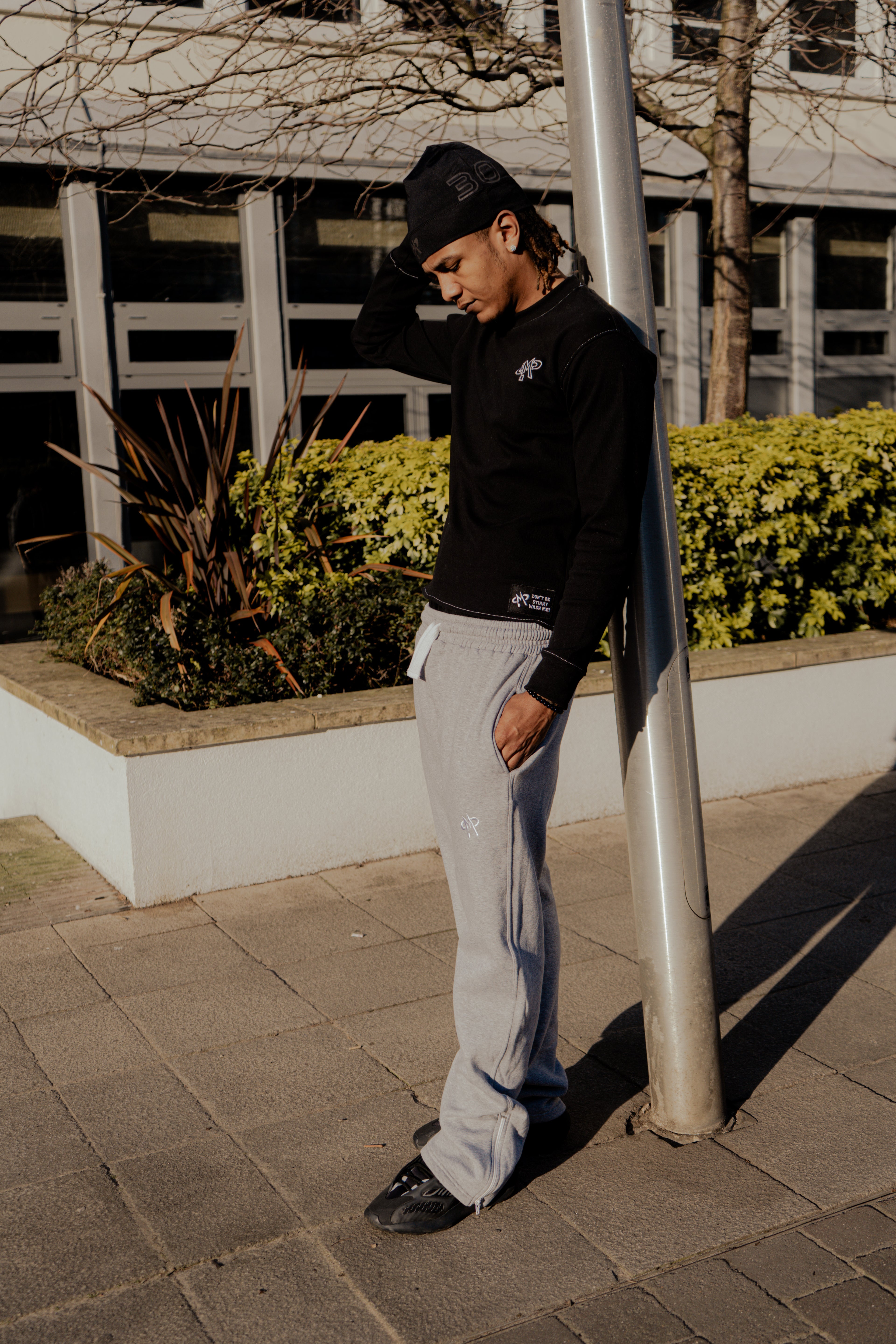 Ribbed thermal top